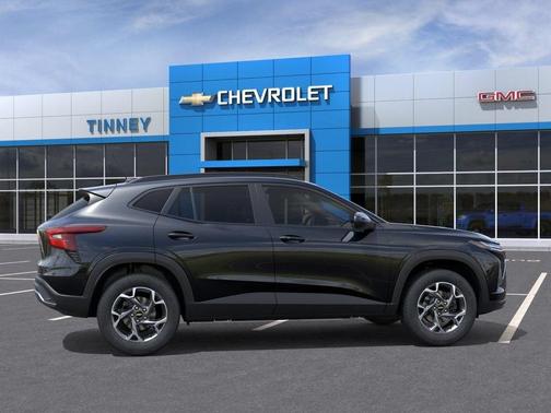 Mosaic Black Metallic 2026 Chevrolet Trax LT
