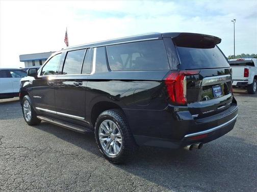 Onyx Black 2024 GMC Yukon XL Denali