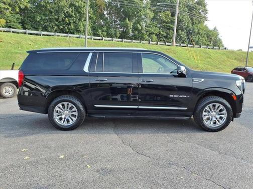 Onyx Black 2024 GMC Yukon XL Denali