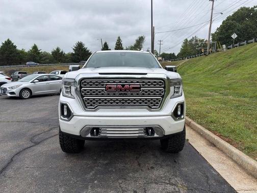 White Frost Tri-Coat 2020 GMC Sierra 1500 Denali