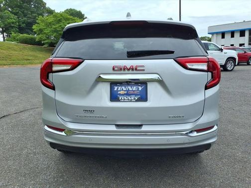 Quicksilver Metallic 2022 GMC Terrain Denali