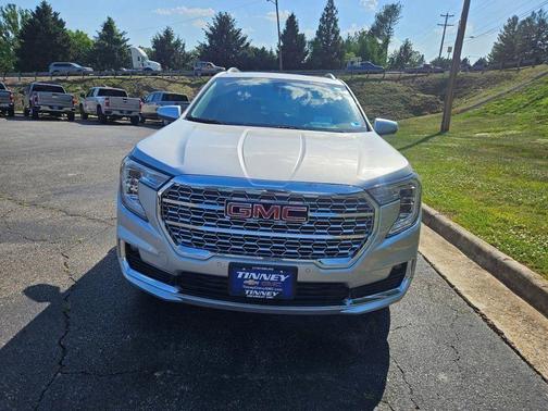 Quicksilver Metallic 2022 GMC Terrain Denali