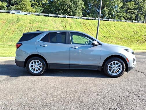 Sterling Gray Metallic 2024 Chevrolet Equinox LT