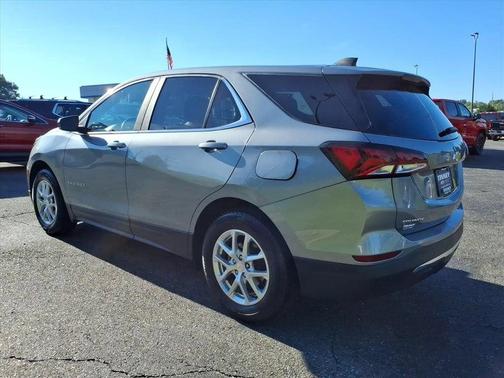 Sterling Gray Metallic 2024 Chevrolet Equinox LT