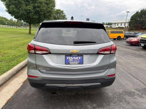 Sterling Gray Metallic 2024 Chevrolet Equinox LT