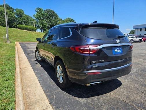 Pitch Black 2020 Buick Enclave Essence