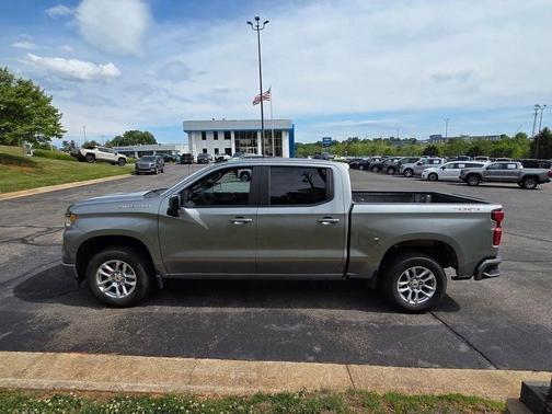 Sterling Gray Metallic 2026 Chevrolet Silverado 1500 RST