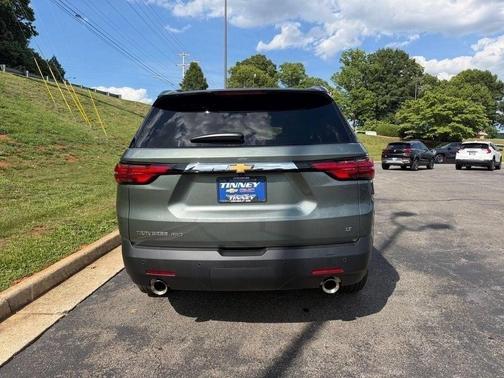 Silver Sage Metallic 2023 Chevrolet Traverse LT Cloth