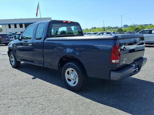 2002 Ford F-150 XL SuperCab