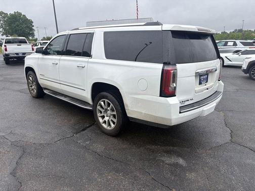 Summit White 2019 GMC Yukon XL Denali