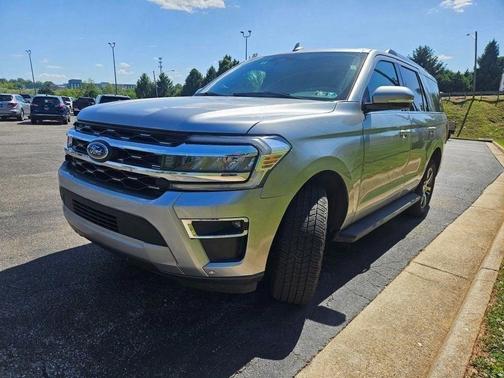 Silver 2024 Ford Expedition Limited