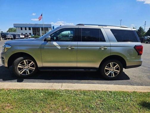 Silver 2024 Ford Expedition Limited