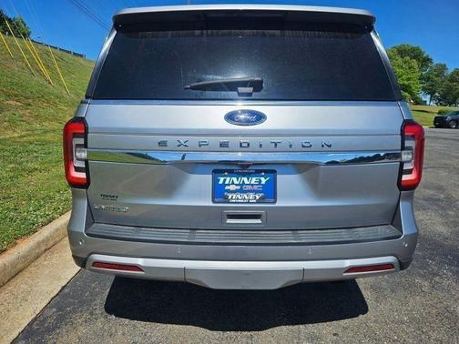 Silver 2024 Ford Expedition Limited
