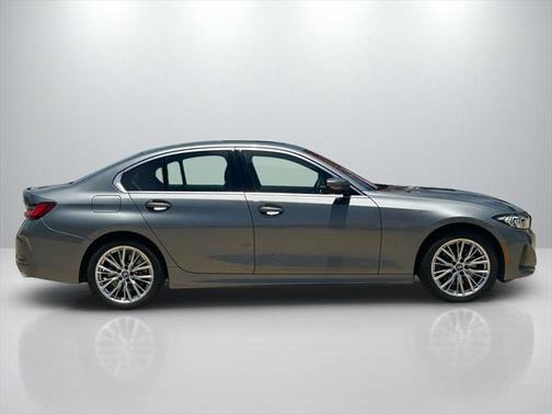 2024 BMW 330 i xDrive