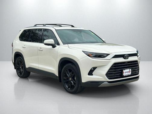 Coastal Cream 2024 Toyota Grand Highlander XLE