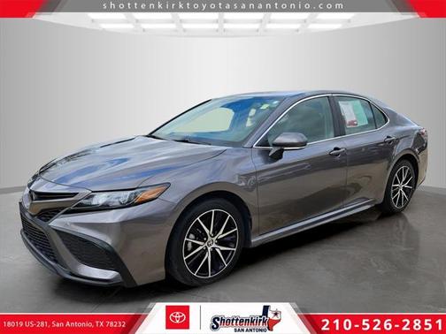2023 Toyota Camry SE