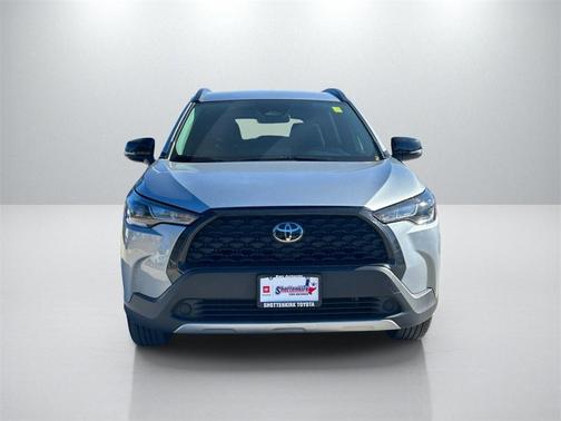 2025 Toyota Corolla Cross LE