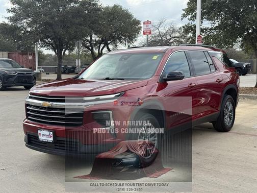2024 Chevrolet Traverse LT
