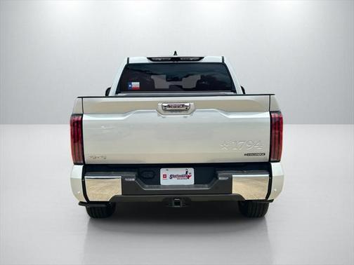 2025 Toyota Tundra Hybrid 1794 Edition