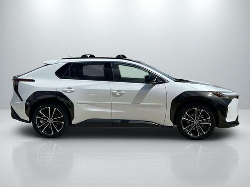 Pearl 2024 Toyota bZ4X Limited