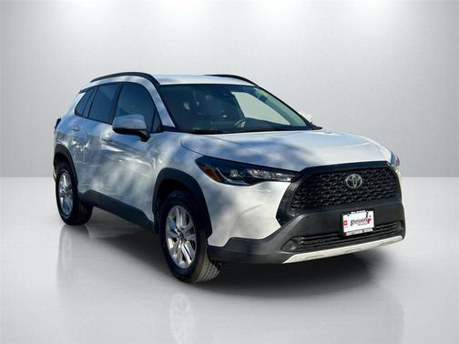2022 Toyota Corolla Cross LE