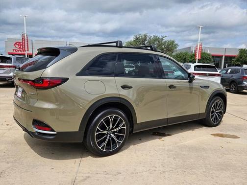 2025 Mazda CX-70 PHEV Premium Package