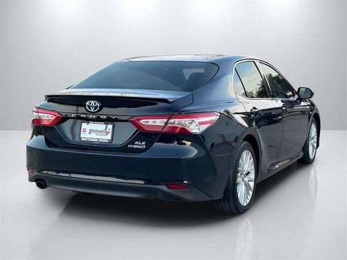 2018 Toyota Camry Hybrid XLE