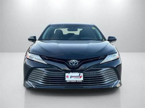 2018 Toyota Camry Hybrid XLE