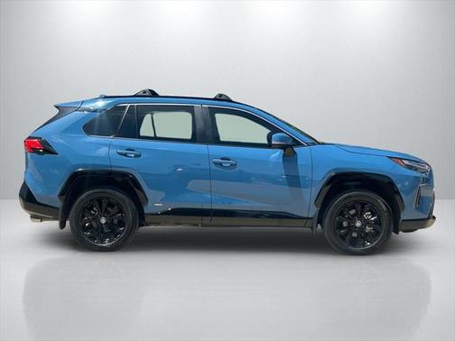2024 Toyota RAV4 Hybrid SE