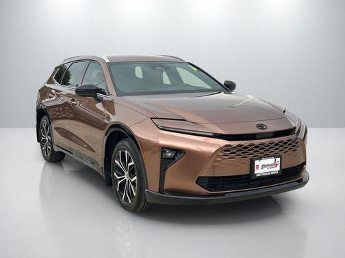 Bronze Age 2025 Toyota Crown Signia XLE