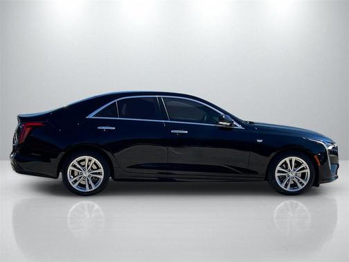 2023 Cadillac CT4 Luxury