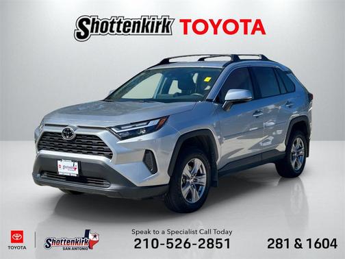 2025 Toyota RAV4 XLE