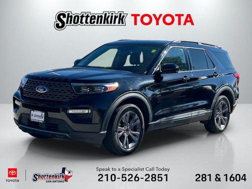 2023 Ford Explorer XLT