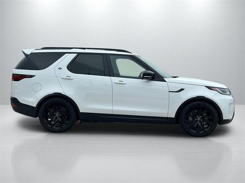 2025 Land Rover Discovery P300 S