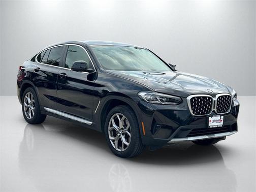 2025 BMW X4 xDrive30i