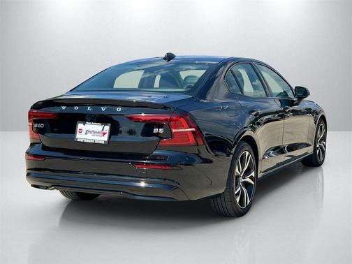 2024 Volvo S60 B5 Core Dark Theme
