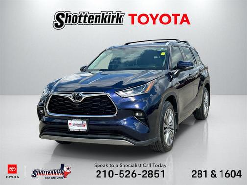 2022 Toyota Highlander Platinum