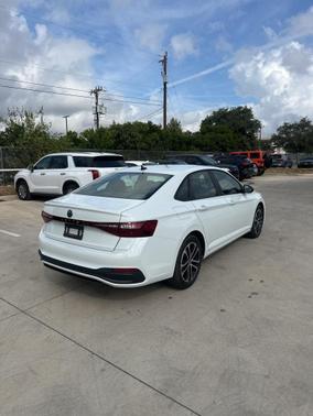 2025 Volkswagen Jetta 1.5T Sport