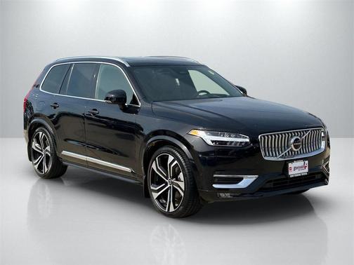 2024 Volvo XC90 B6 Ultimate Bright Theme 7-Seater