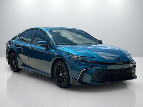 Ocean 2025 Toyota Camry SE