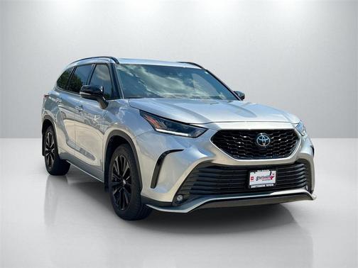 2024 Toyota Highlander XSE