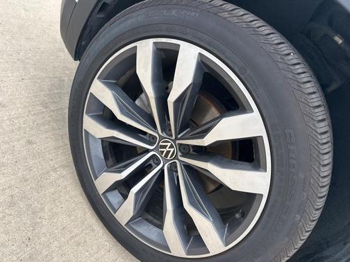 2022 Volkswagen Atlas 3.6L SE w/Technology