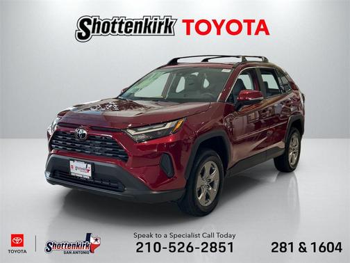 2025 Toyota RAV4 XLE