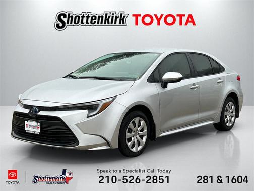 2025 Toyota Corolla Hybrid LE