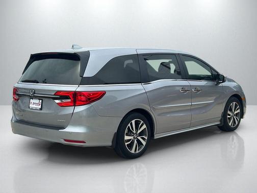 Lunar Silver Metallic 2023 Honda Odyssey Touring