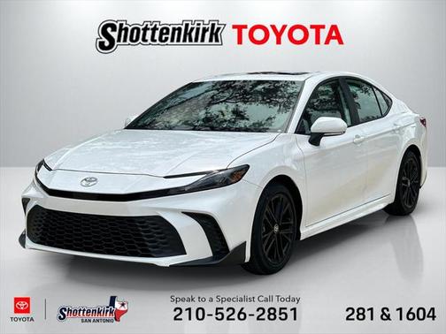 2025 Toyota Camry SE
