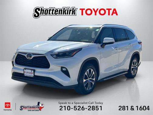2021 Toyota Highlander XLE