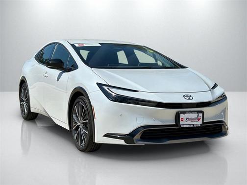 2025 Toyota Prius XLE