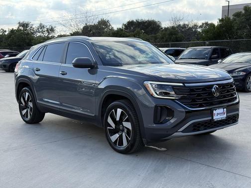 2024 Volkswagen Atlas Cross Sport 2.0T SEL