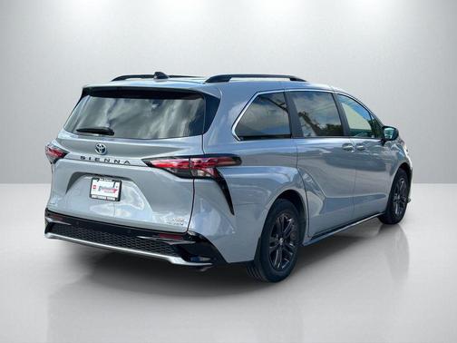 Cement 2024 Toyota Sienna XSE 7 Passenger